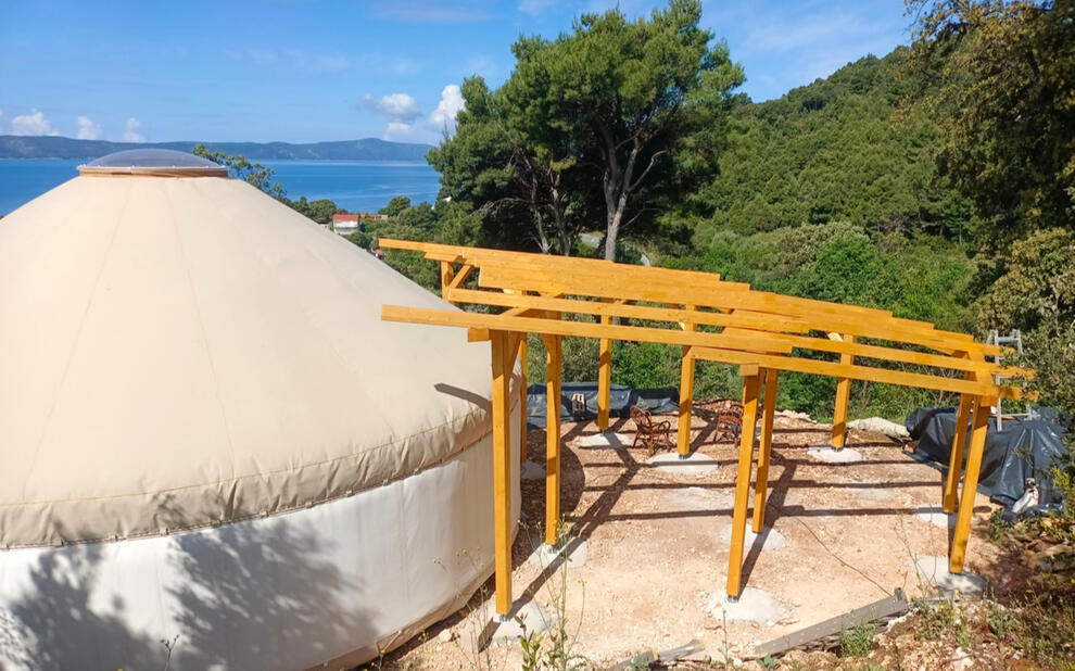 Pergola k jurtě Chorvatsko